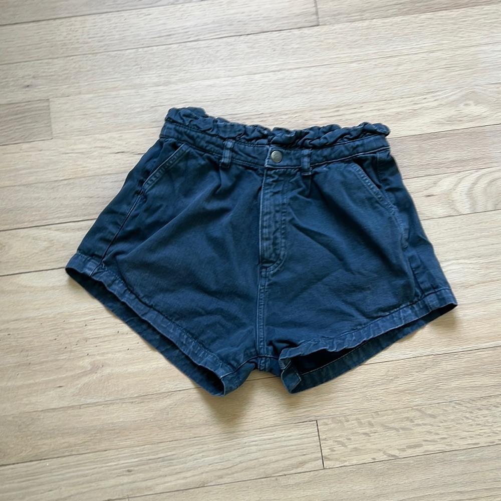 INDEE shorts